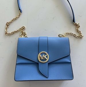 Michael kors crossbody